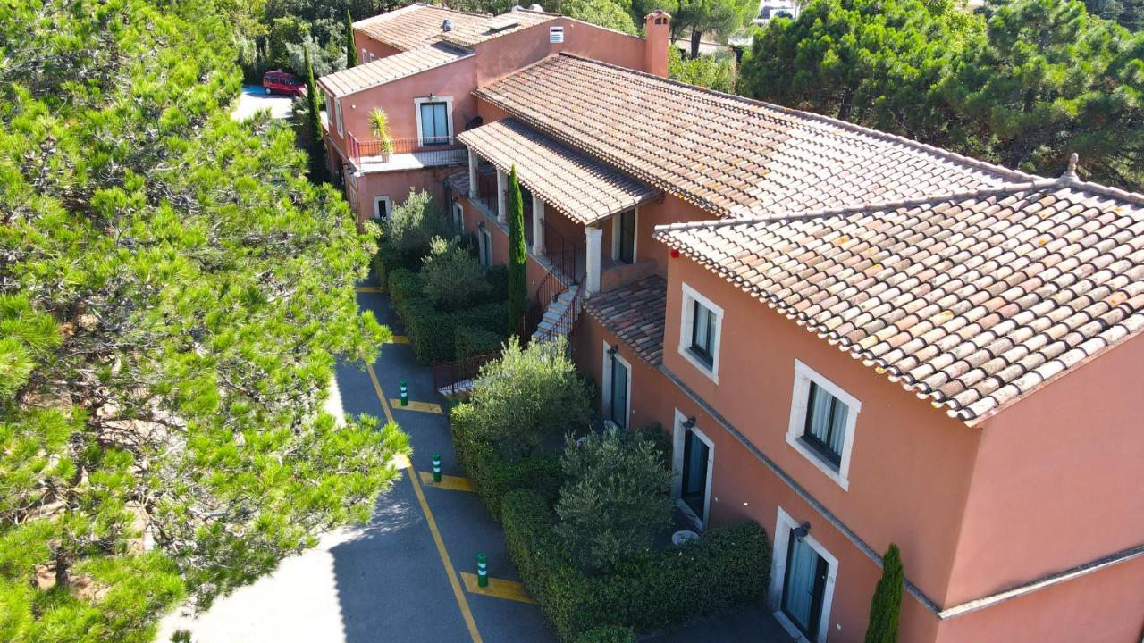 Hotel Du Mas Vinassan Εξωτερικό φωτογραφία