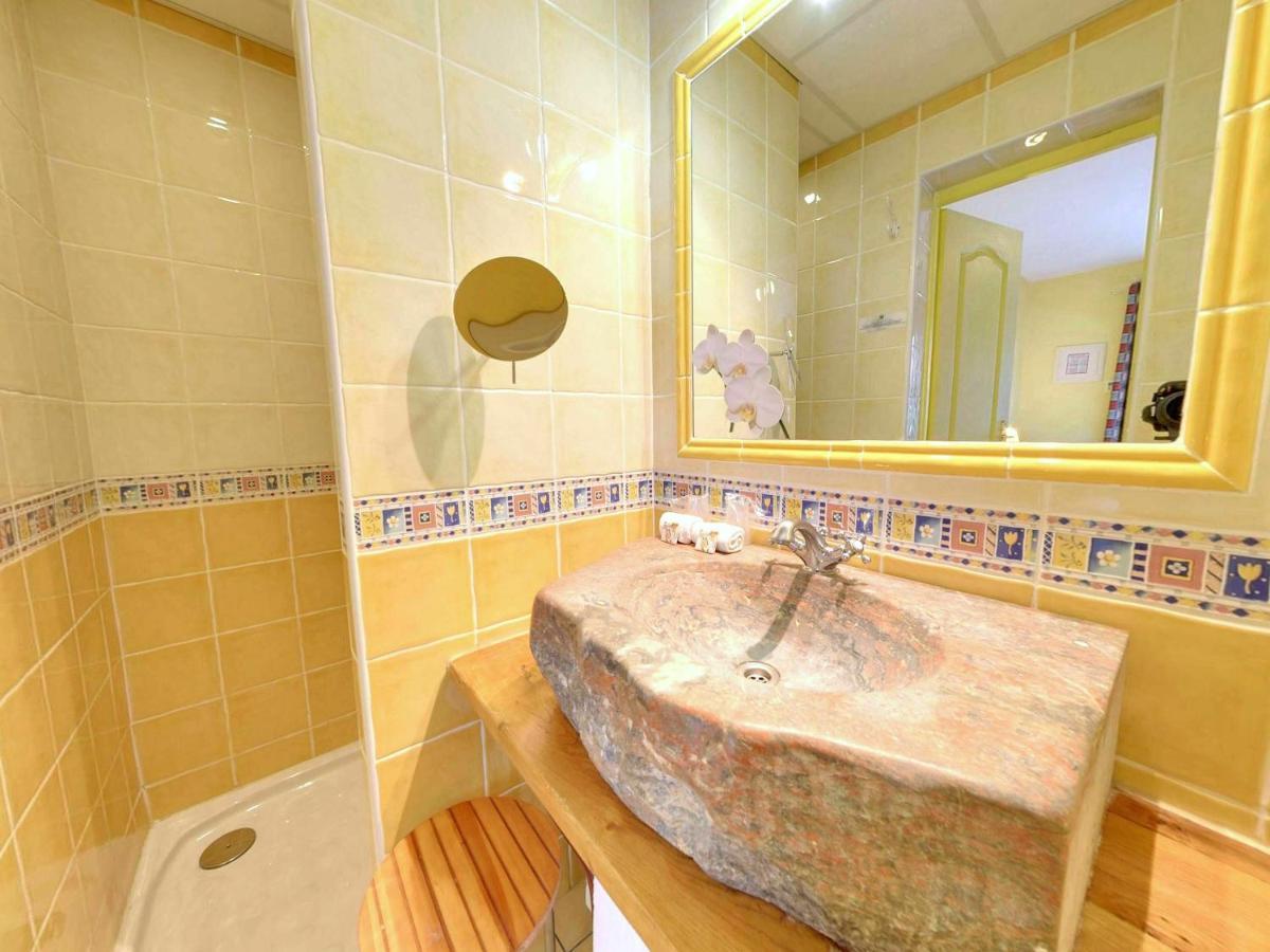 Hotel Du Mas Vinassan Εξωτερικό φωτογραφία