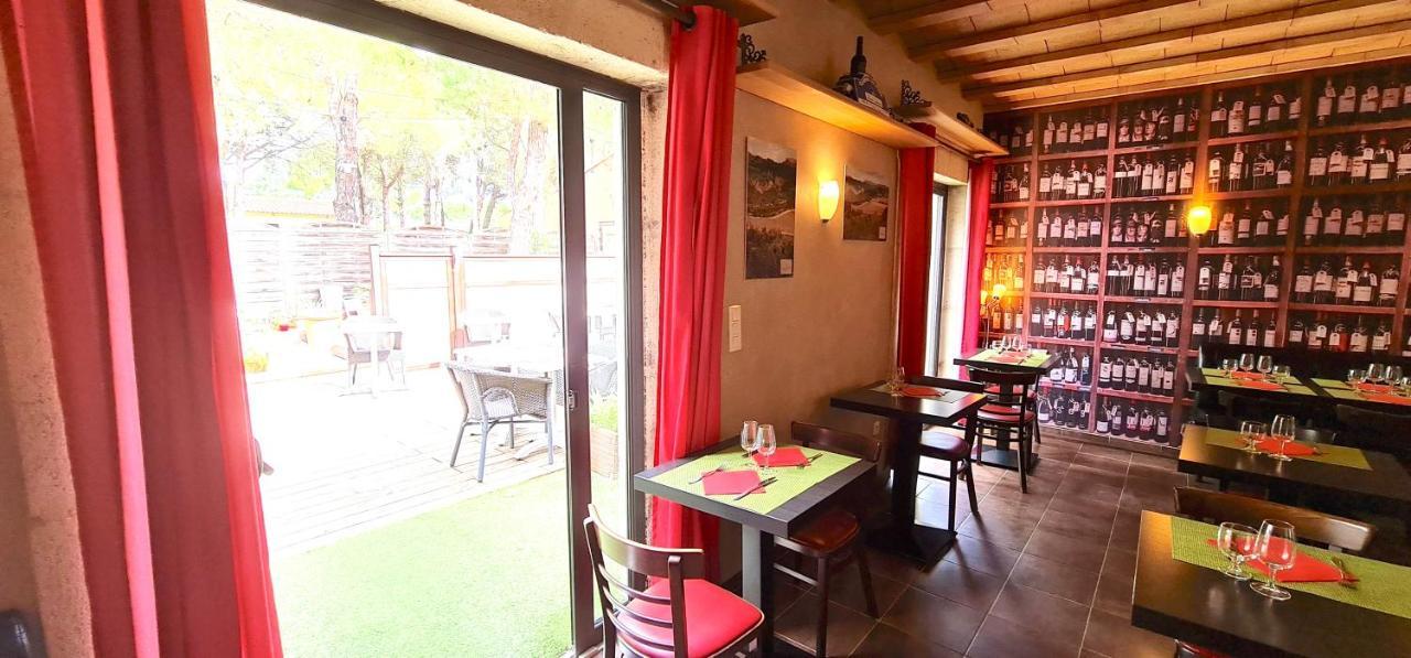 Hotel Du Mas Vinassan Εξωτερικό φωτογραφία